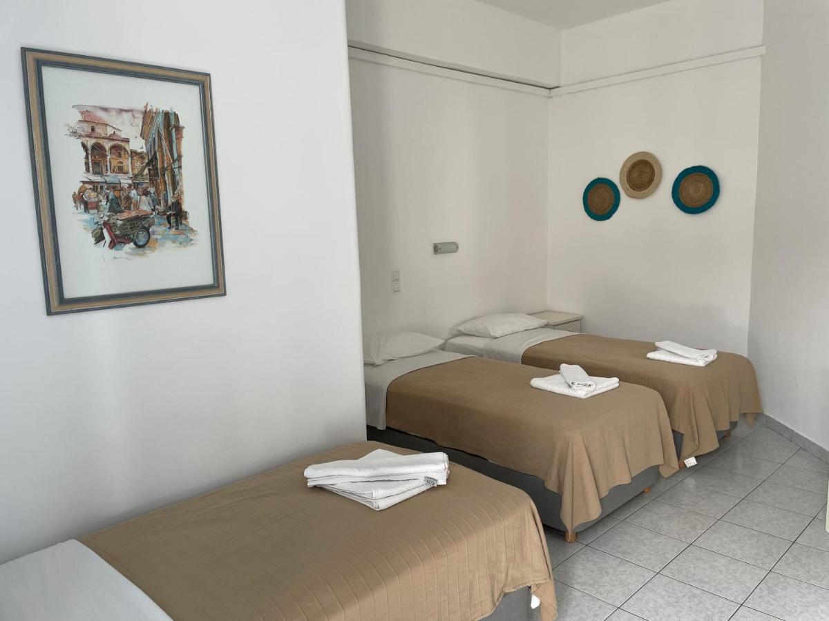 Louiza Hotel Парікія Екстер'єр фото
